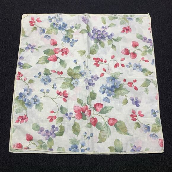 Table Napkins Cloth Floral Tea Dining Lot of 7 Pieces 17"x17" - Picture 3 of 6